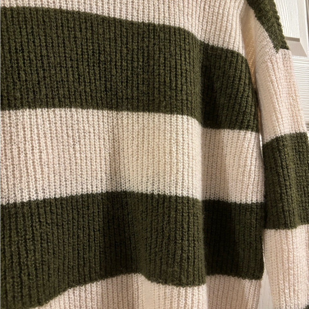 Madewell Sweater - Picture 3 of 3